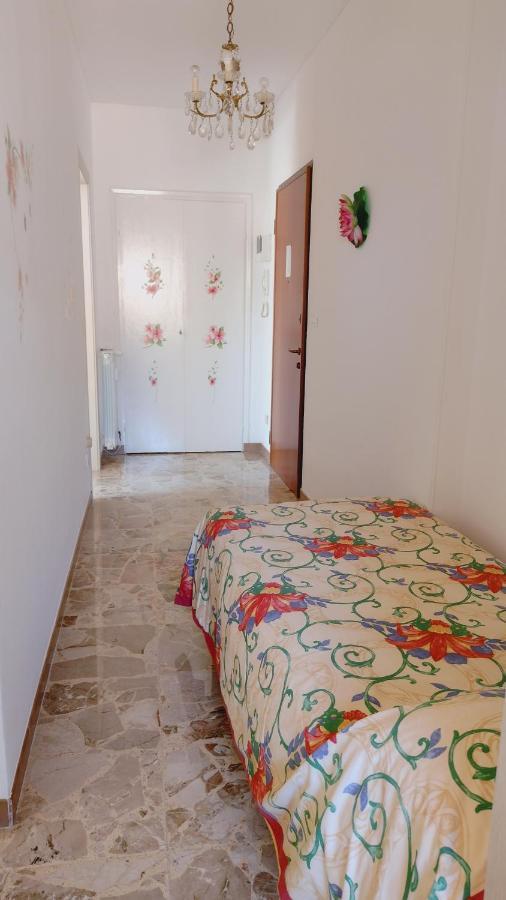 ヴェンティミーリアCasa Al Mareアパートメント エクステリア 写真