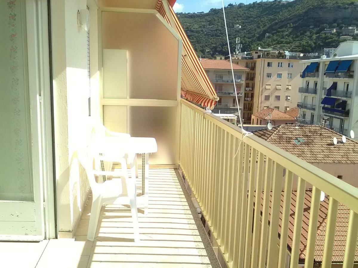 ヴェンティミーリアCasa Al Mareアパートメント エクステリア 写真